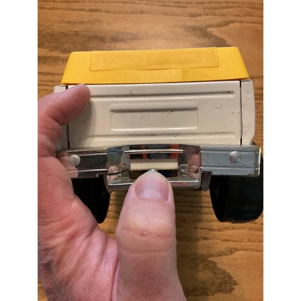Vintage Nylint NAPA Auto Parts Pressed Steel Toy Truck Lights and Sound White